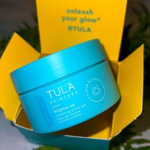 TULA SKINCARE “brighten up: smoothing primer gel”